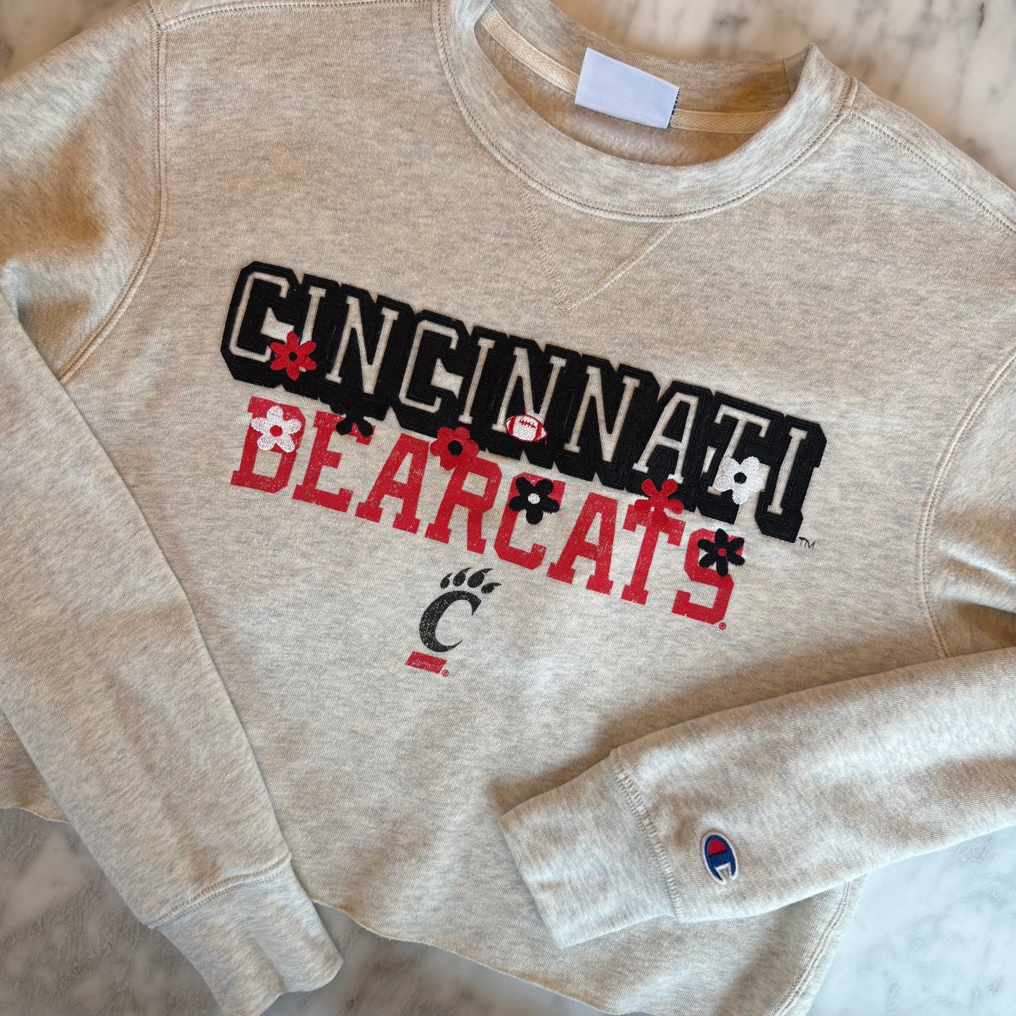 Cincinnati Bearcats Upcycled Cropped Sweatshirt